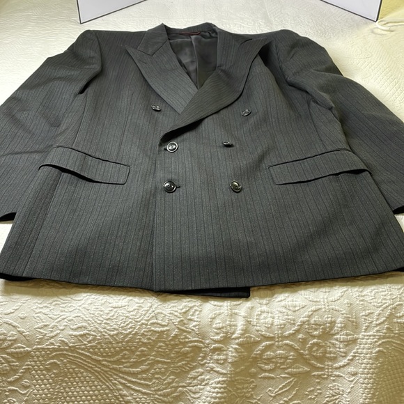 ⭐️Hart Schaffner Marx 42L Mens dbl breasted pure virgin wool black suit coat EUC - Picture 3 of 8
